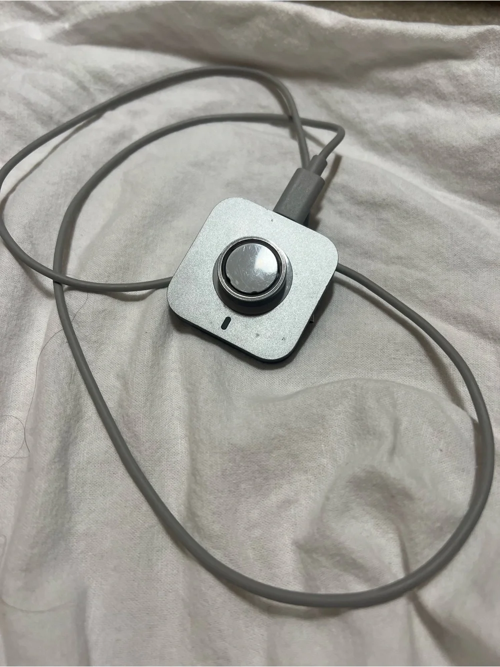 Oura Ring 4 Smart Ring – Silver | Size 8 | Charger Included